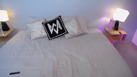 Instagram jasminecampbell1  online show from 02.07.25