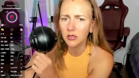 Jasmine Daze online show from 11.28.25