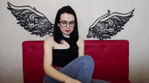 JasmineKouch online show from 02.07.25