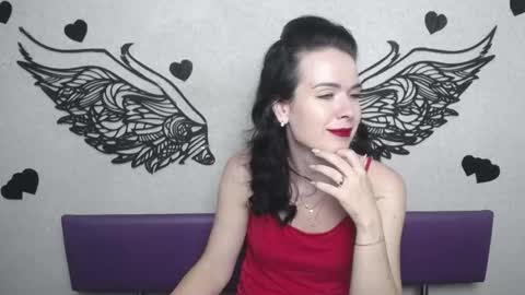 JasmineKouch online show from 10.07.25