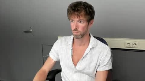 Snapshot of jasonberg29 chatting on 08.06.26 Jason online show from 08.06.26