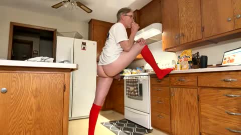 Snapshot of jasonlake1 chatting on 02.16.26 Eric2900 online show from 02.16.26