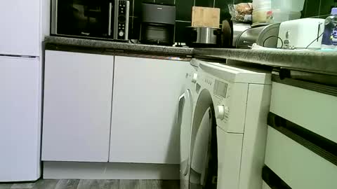 Snapshot of jasonmason2003 chatting on 12.23.24 jasonmason2003 online show from 12.23.24