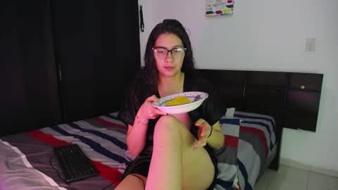 Snapshot of jaspeer__ chatting on 10.15.25 jaspeer__ online show from 10.15.25