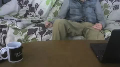 Snapshot of jasper_0_e23cm chatting on 10.27.25 jasper 0 e23cm online show from 10.27.25