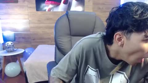 Snapshot of jasperflame chatting on 10.10.25 JasperFlame online show from 10.10.25