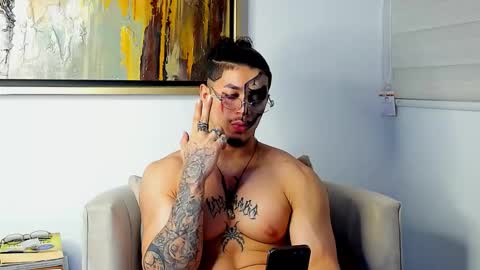 Lil Dark online show from 11.01.25