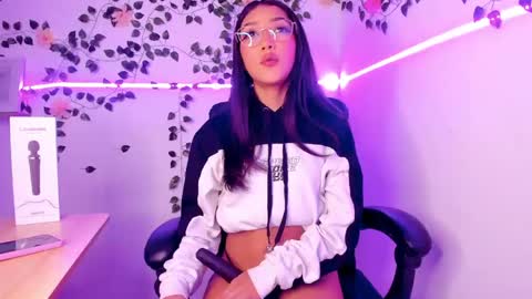Snapshot of jaulyn_18 chatting on 04.17.26 Jaulyn online show from 04.17.26