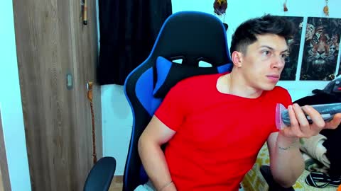 Javier online show from 01.03.25