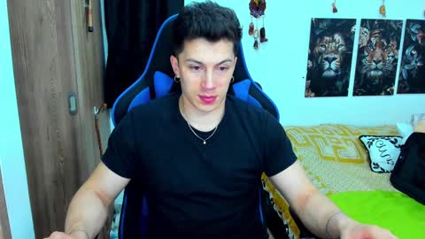 Javier online show from 01.05.25