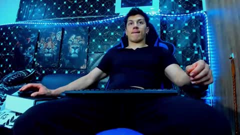 Javier online show from 10.13.25