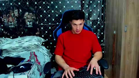 Javier online show from 02.23.26