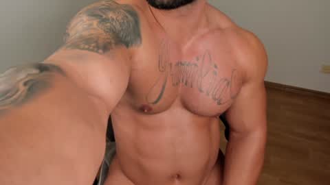 Snapshot of jaxonhunk chatting on 12.10.24 JaxonHunk online show from 12.10.24