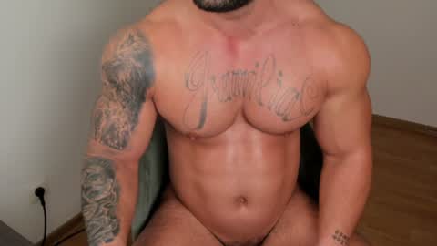Snapshot of jaxonhunk chatting on 01.15.25 JaxonHunk online show from 01.15.25