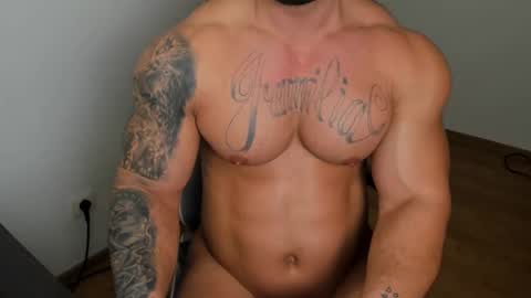 Snapshot of jaxonhunk chatting on 03.07.25 JaxonHunk online show from 03.07.25