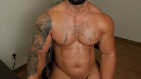 Snapshot of jaxonhunk chatting on 09.10.25 JaxonHunk online show from 09.10.25