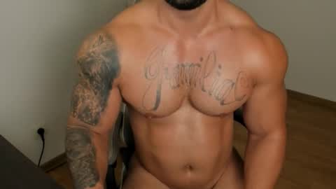 Snapshot of jaxonhunk chatting on 09.13.25 JaxonHunk online show from 09.13.25