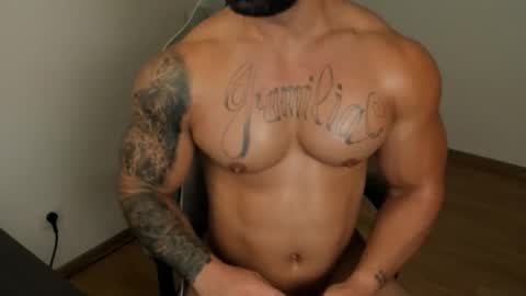 Snapshot of jaxonhunk chatting on 09.15.25 JaxonHunk online show from 09.15.25