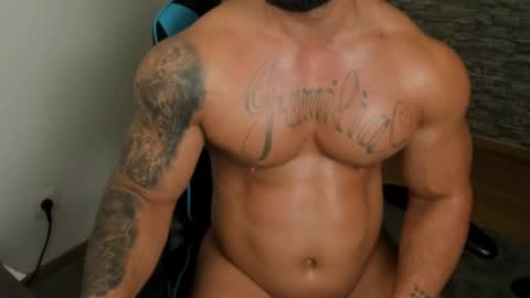 Snapshot of jaxonhunk chatting on 04.19.26 JaxonHunk online show from 04.19.26