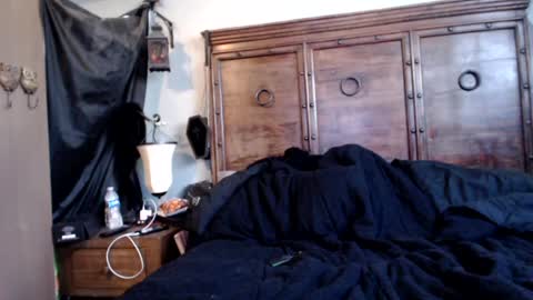 Snapshot of jaxxxdaddy chatting on 10.10.25 jax online show from 10.10.25