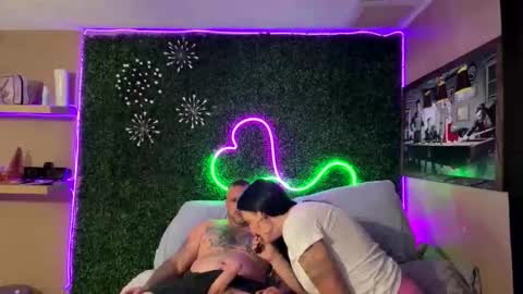 jay_banks0420 online show from 12.01.25