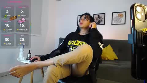 Snapshot of jay_taylors chatting on 01.11.26 Jay Taylors online show from 01.11.26