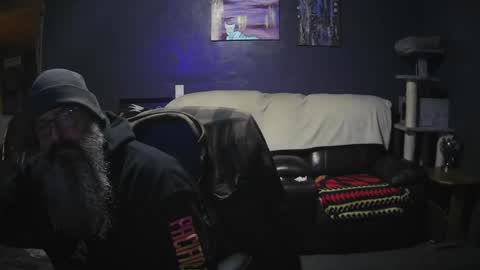 Grand Zaddy or Jay its casual online show from 10.17.25