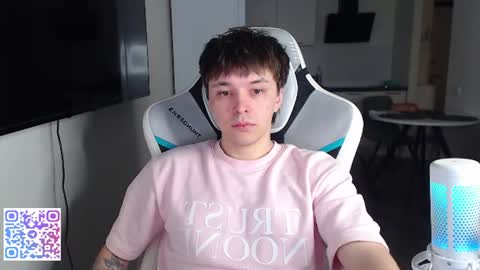 Snapshot of jayce_icestone chatting on 07.19.26 Jayce online show from 07.19.26