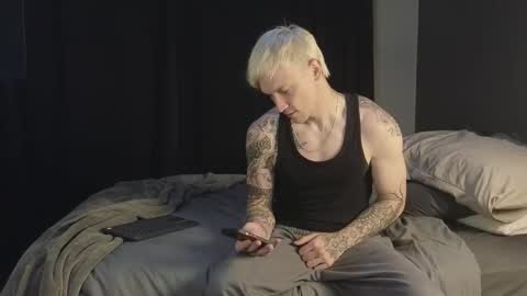 THE HOUSE online show from 11.05.25