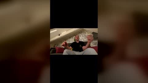 Snapshot of jayfrance40 chatting on 02.06.26 Jay online show from 02.06.26