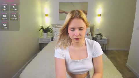 Snapshot of jayjanice chatting on 11.24.25 Molly online show from 11.24.25