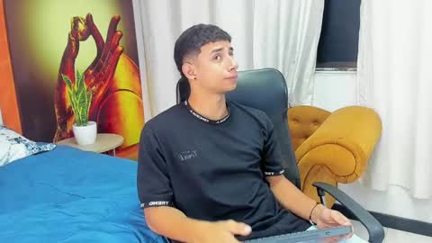 jaze_bradley online show from 02.21.25