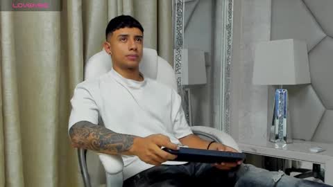 jaze_bradley online show from 10.25.25