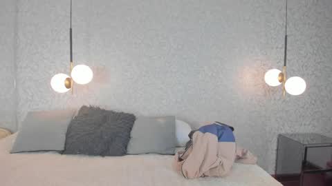 Snapshot of jazlin_angels chatting on 04.19.26 JAZLIN ANGELS online show from 04.19.26