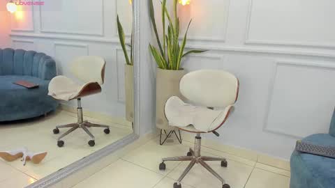 Jasmine  online show from 03.08.25