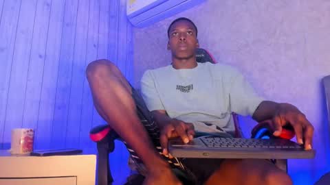 Snapshot of jd_thebaby chatting on 10.15.25 jd thebaby online show from 10.15.25