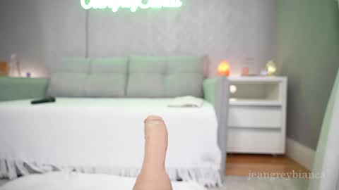 Bianca online show from 02.12.25