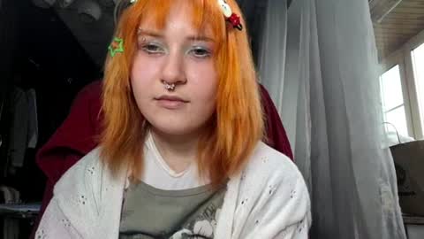 Snapshot of jeanmogavero chatting on 05.09.26 Mika online show from 05.09.26