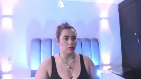 Snapshot of jeannewilliams_ chatting on 05.02.26 Jeanne Williams online show from 05.02.26