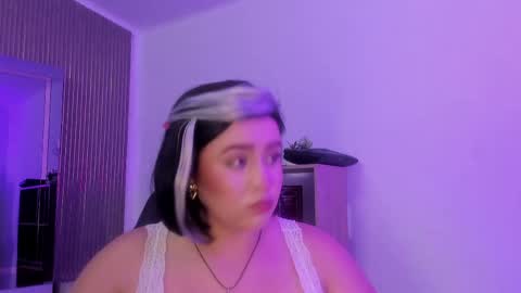 Snapshot of jeannewilliams_ chatting on 05.19.26 Jeanne Williams online show from 05.19.26