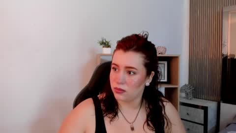 Snapshot of jeannewilliams_ chatting on 05.20.26 Jeanne Williams online show from 05.20.26