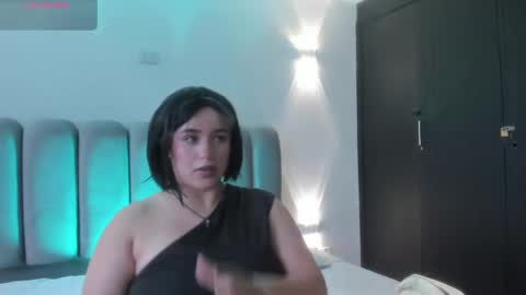 Snapshot of jeannewilliams_ chatting on 05.30.26 Jeanne Williams online show from 05.30.26
