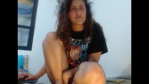 Snapshot of jeans_and_emma chatting on 10.01.25 jeans_and_emma online show from 10.01.25