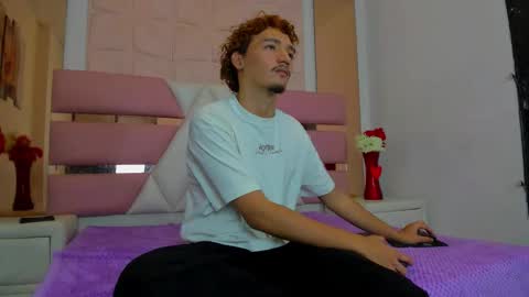 Snapshot of jeantompson chatting on 02.26.26 Juan Tompson online show from 02.26.26