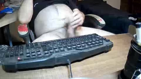Snapshot of jeff_401962 chatting on 05.14.26 jeff_401962 online show from 05.14.26