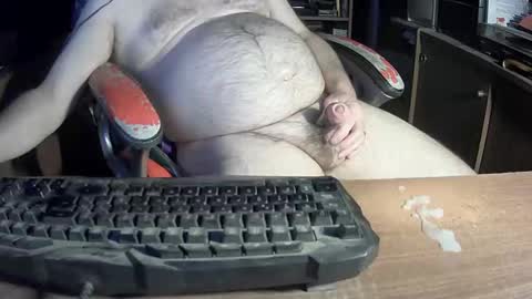 Snapshot of jeff_40962 chatting on 09.20.25 Jeffrey Sinclair online show from 09.20.25