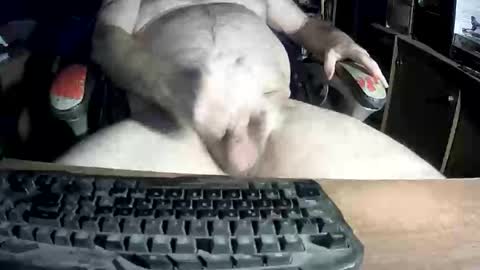 Snapshot of jeff_40962 chatting on 11.25.25 Jeffrey Sinclair online show from 11.25.25