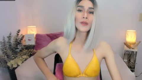 Lexie online show from 10.18.25