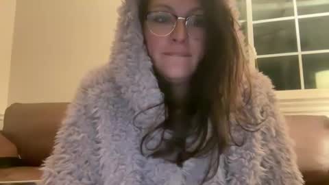 Snapshot of jellybeanin chatting on 12.15.24 Jelli online show from 12.15.24