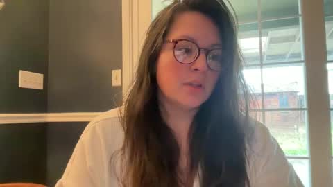 Snapshot of jellybeanin chatting on 12.24.24 Jelli online show from 12.24.24